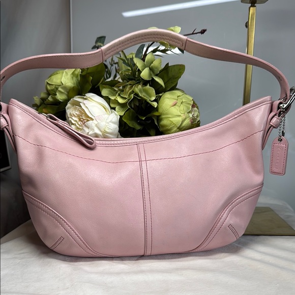 RARE HTF Vintage Y2K Coach Hobo baby pink - Picture 1 of 17